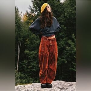 We The Free Flocked Moxie Low Slung Barrel Jeans 29